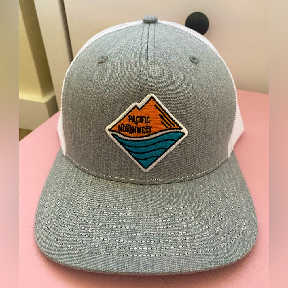 NWOT Pacific Northwest Snap Back Hat